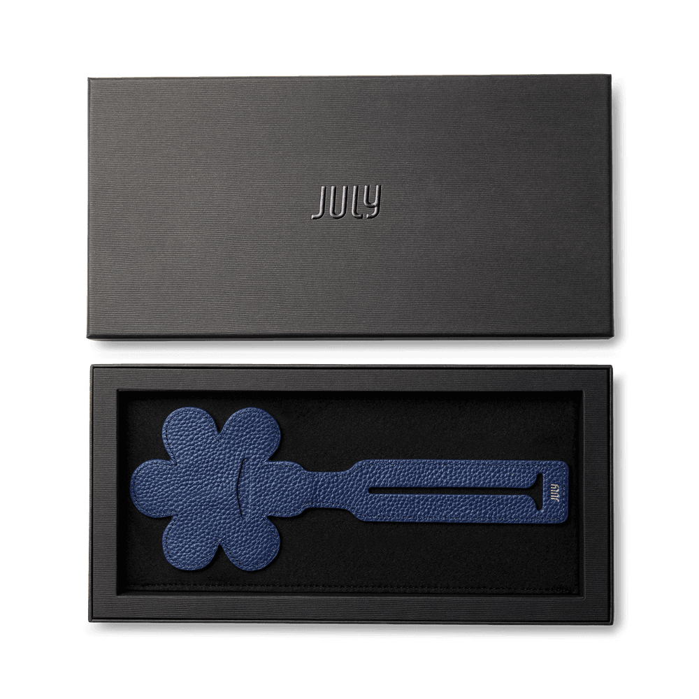 Luggage_Tag_Flower_Navy_5_085f56cb78.png