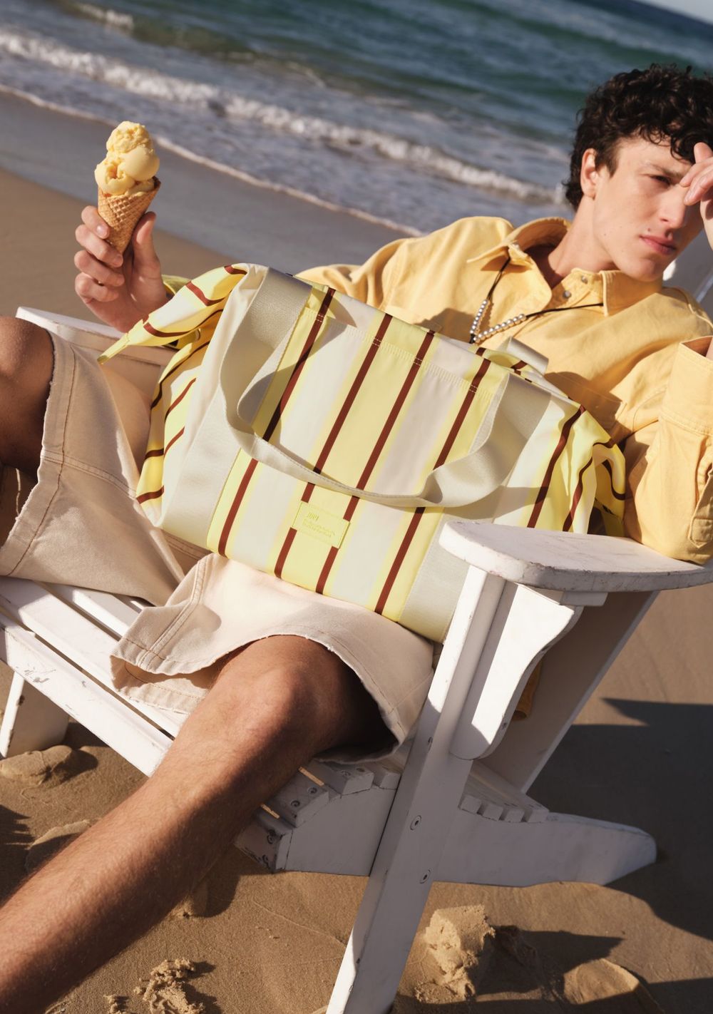 Vacation_Tote_Limone_1_e8b616c947.jpg