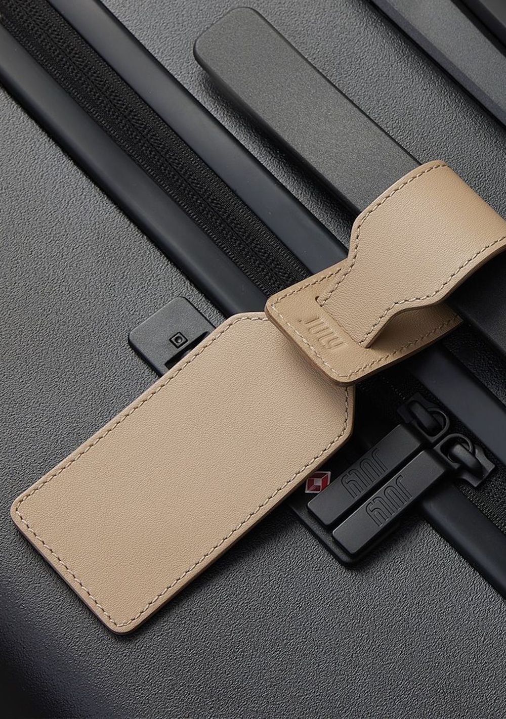 Luggage_Tag_Classic_Oyster_5_c35aaba351.jpg