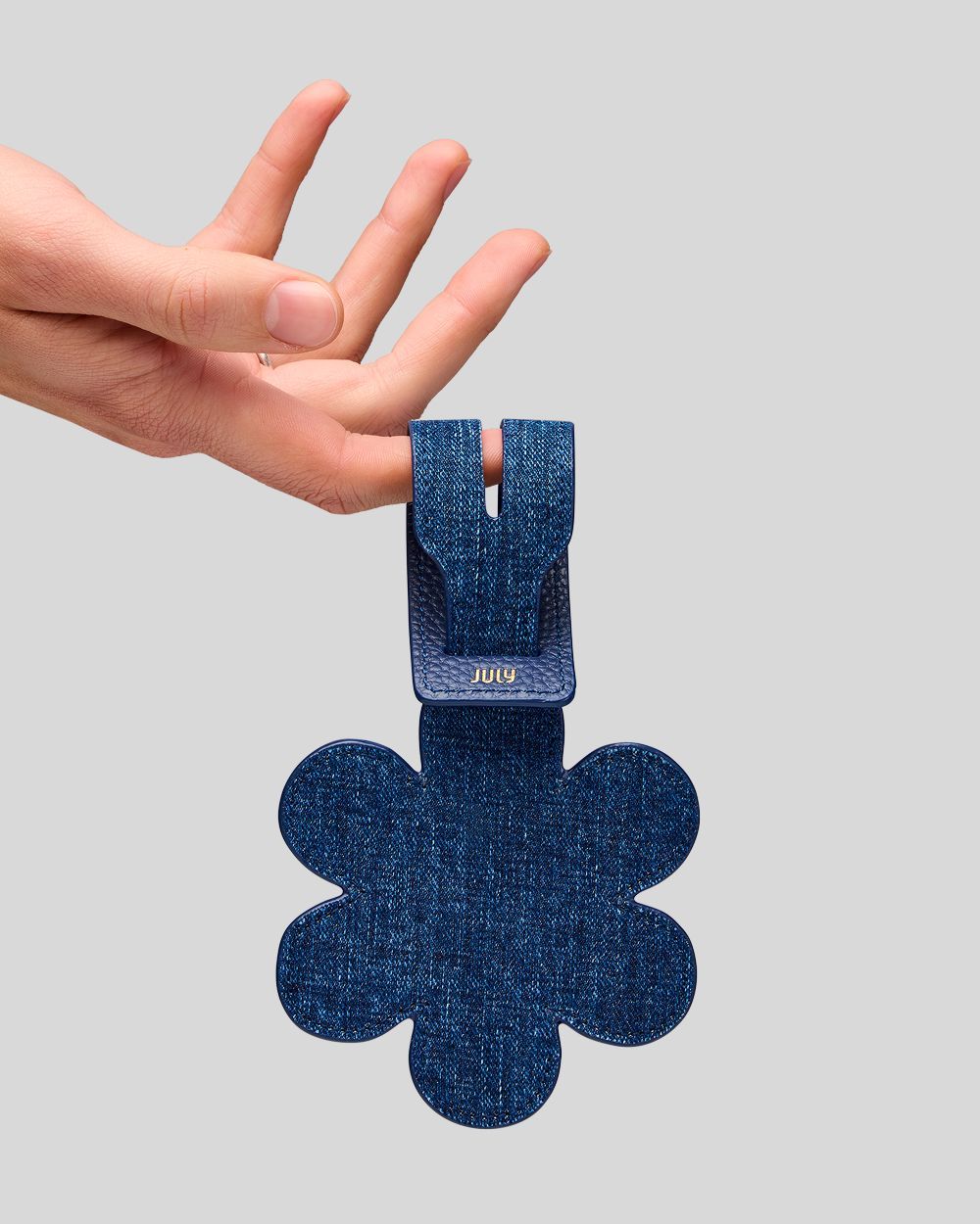 Shop All_LuggageTag_Flower_Navy.png