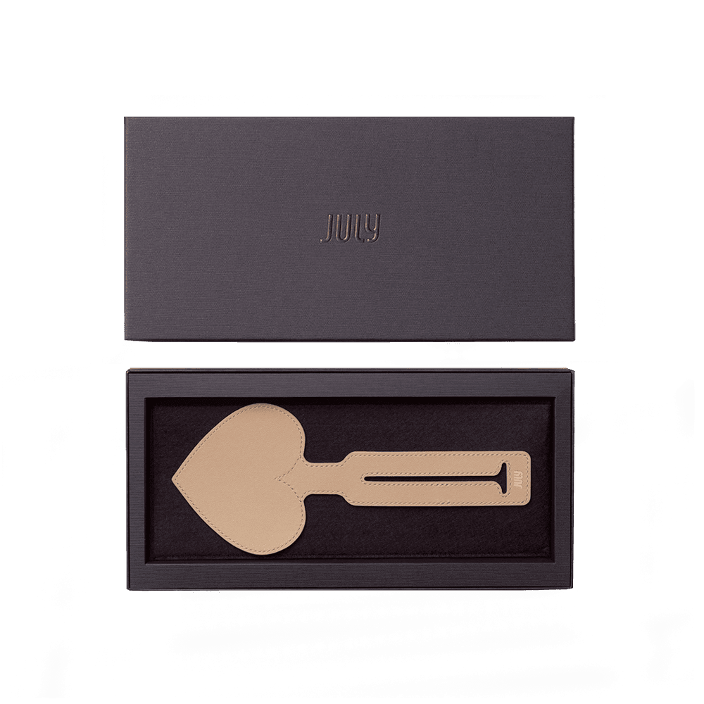 Luggage_Tag_Heart_Black_4_0ffeba13ac.png