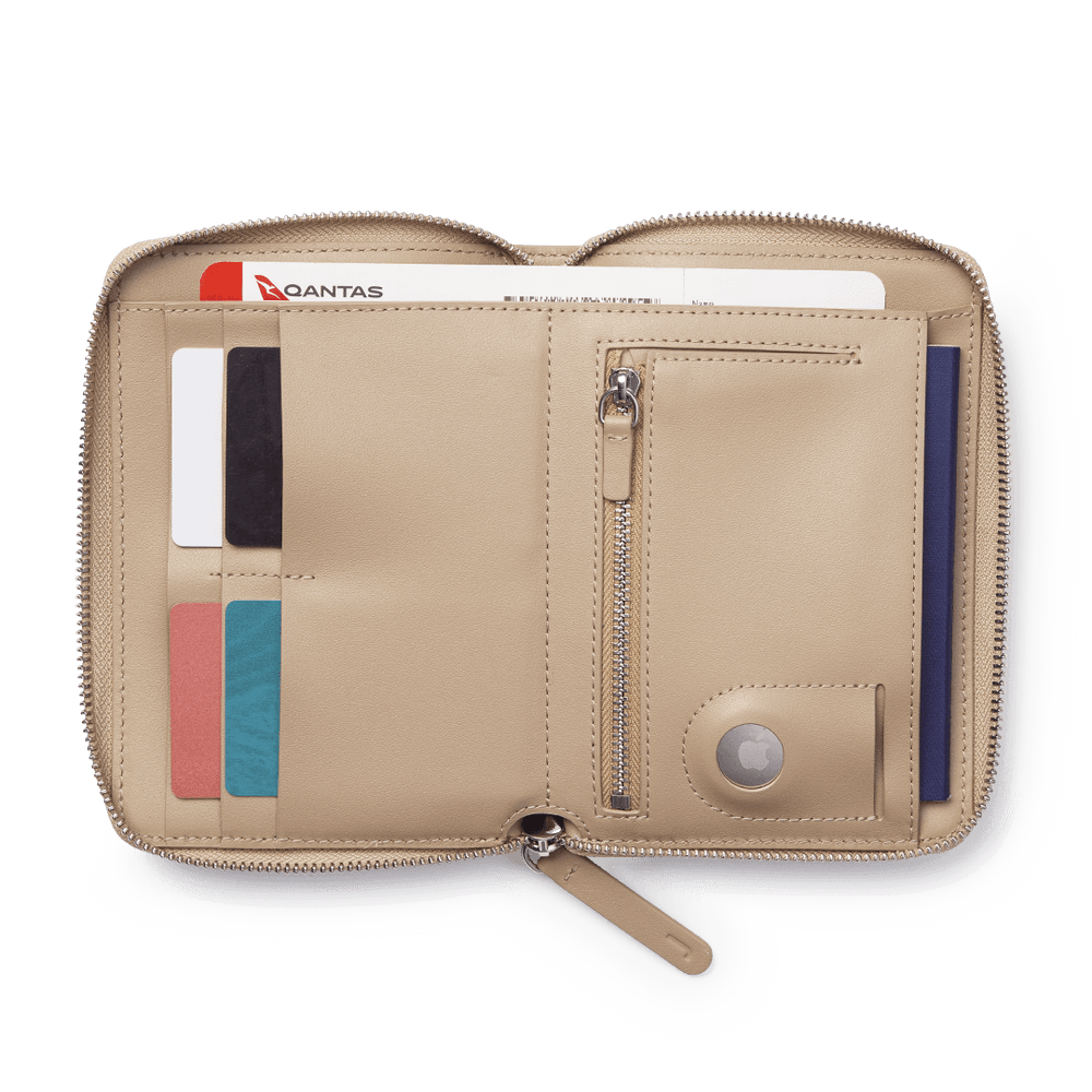 Compact_Travel_Wallet_Oyster_4_cb96e8677e.png