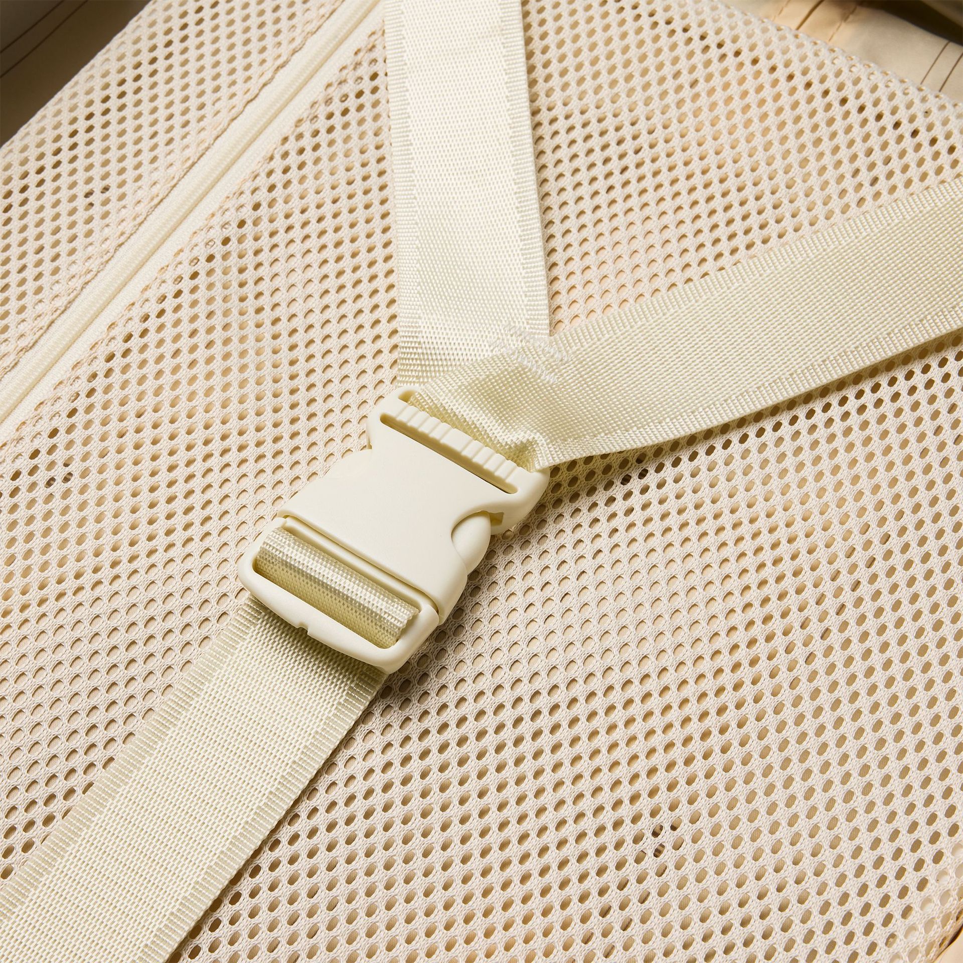 3_Y-Strap.jpg
